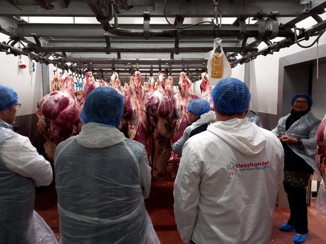 College op werkbezoek bij Van den Berg Vleesexperts in Dodewaard