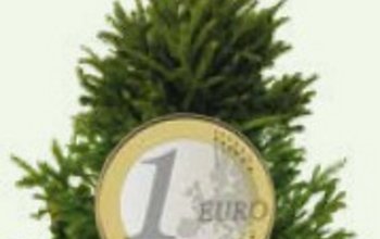 Tekening van kerstboom met 1 euro munt